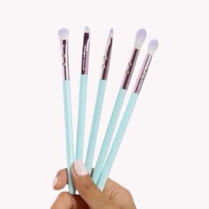 Swissglam OMBRÉ 5-pc EYE BRUSH SET * Brand New and Unopened